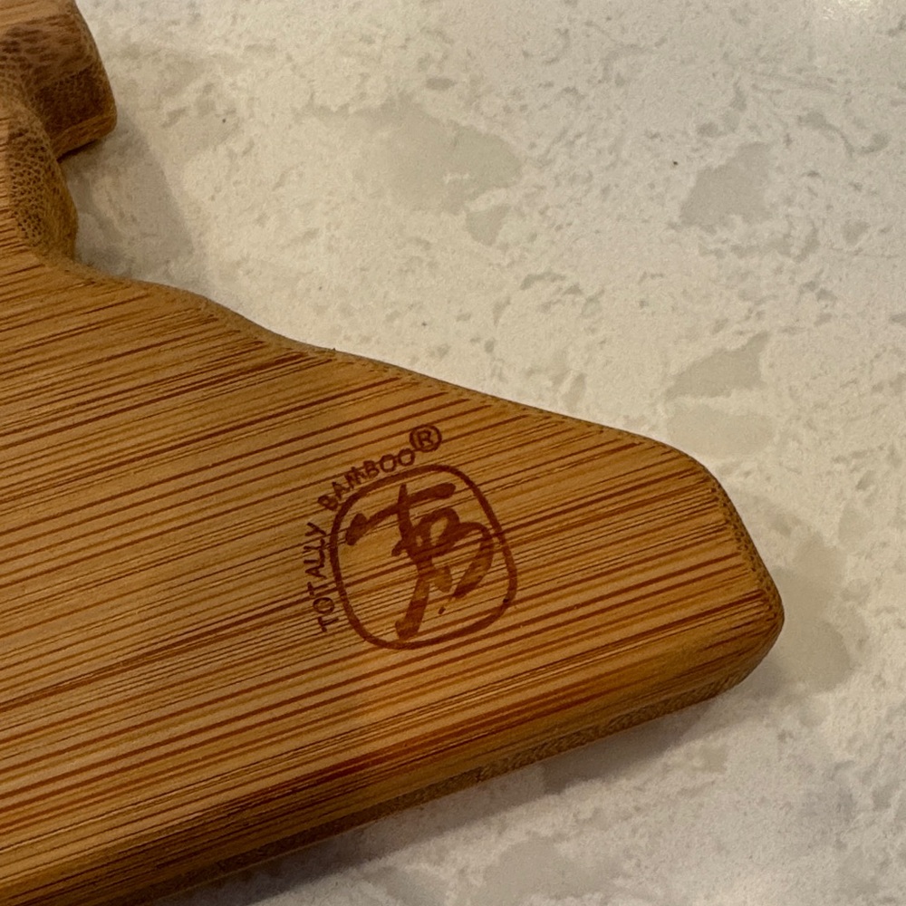 Totally Bamboo New York State Cutting Board - Natural - Picture 4 of 4